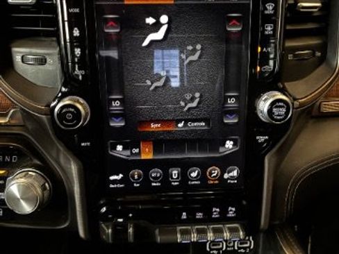 Used 2020 RAM 1500 Limited AWD/4WD image 22