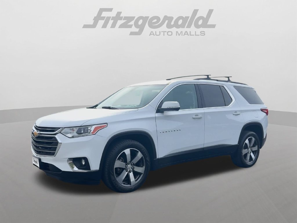 Used 2019 Chevrolet Traverse LT w/ LT Premium Package AWD/4WD image 4