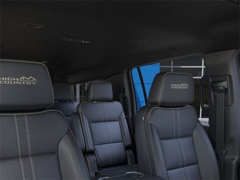 New 2026 Chevrolet Suburban High Country image 24