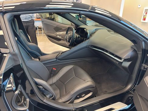 Used 2023 Chevrolet Corvette Stingray Coupe w/ 1LT image 11