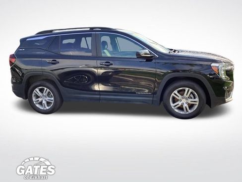 Used 2023 GMC Terrain SLE w/ Driver Convenience Package FWD image 10