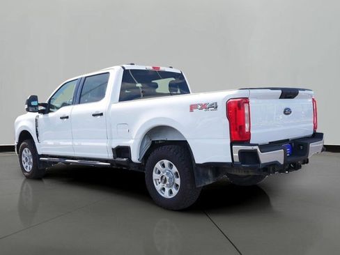Certified 2023 Ford F250 XLT w/ FX4 Off-Road Package AWD/4WD image 2