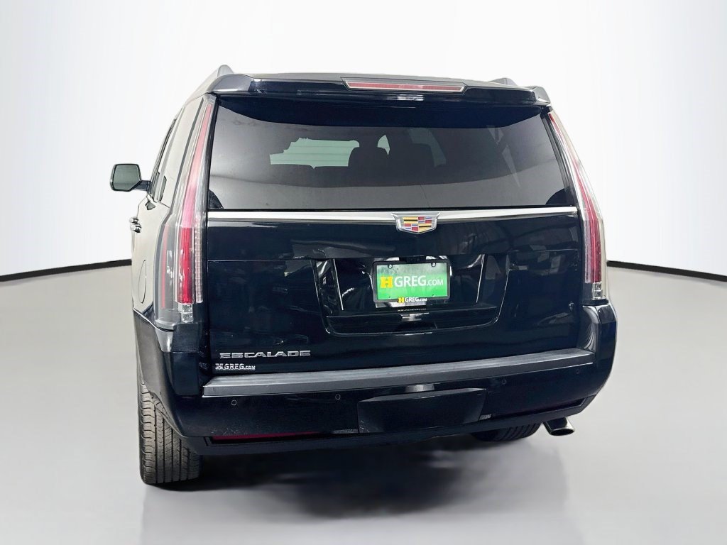 Used 2020 Cadillac Escalade Platinum AWD/4WD image 8