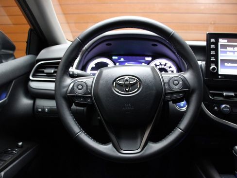 Used 2024 Toyota Camry XSE image 31