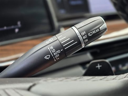 Used 2021 Cadillac Escalade Sport Platinum image 49