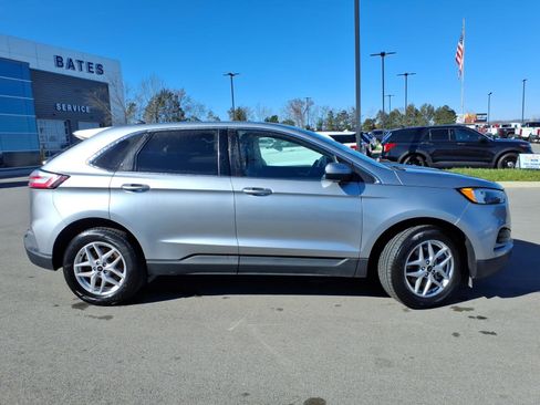 Certified 2024 Ford Edge SEL image 2