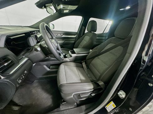 Used 2025 GMC Terrain Elevation image 13