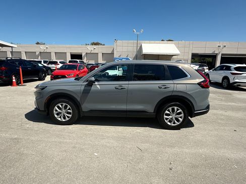 Certified 2025 Honda CR-V LX image 4