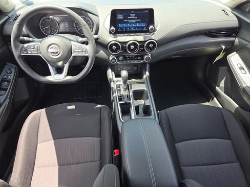 Used 2025 Nissan Sentra SV w/ All-Weather Package FWD image 7