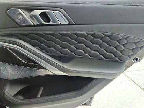 Used 2025 BMW X6 M Competition w/ Executive Package image 27