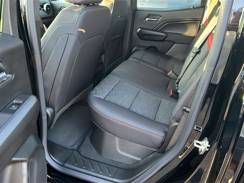 New 2026 Chevrolet Colorado Z71 image 17