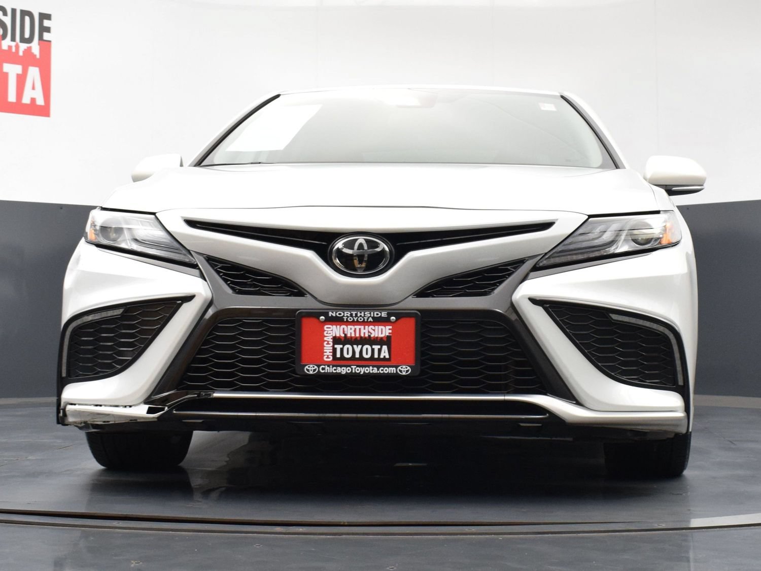 Used 2023 Toyota Camry XSE FWD image 32