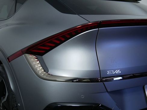 Certified 2024 Kia EV6 GT-Line AWD/4WD image 14