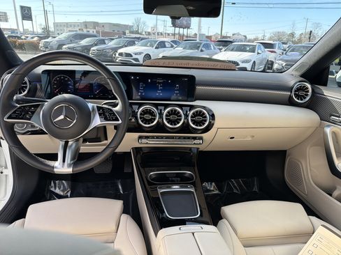 Certified 2025 Mercedes-Benz CLA 250 image 27
