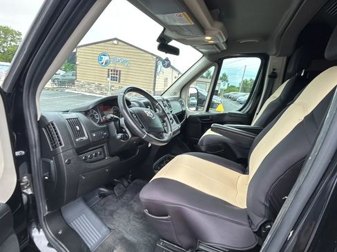 Used 2017 RAM ProMaster 2500 w/ Mopar Trailer Tow Group FWD image 23