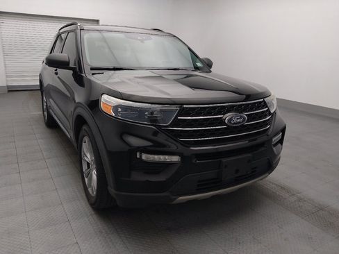 Used 2020 Ford Explorer XLT w/ Equipment Group 202A RWD image 14