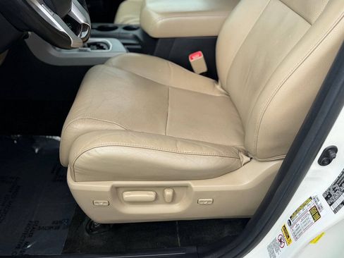 Used 2015 Toyota Sequoia Platinum AWD/4WD image 79