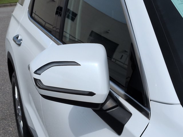 Used 2023 Hyundai Palisade SEL w/ Cargo Package AWD/4WD image 13