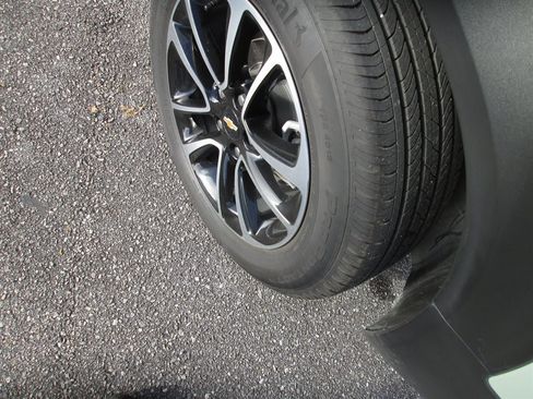 Used 2025 Chevrolet TrailBlazer LT image 8