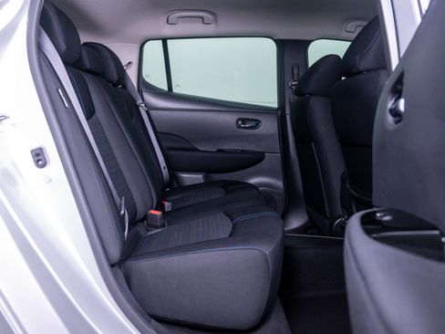 Used 2022 Nissan Leaf SV Plus FWD image 11