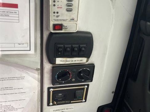 Used 2020 Mercedes-Benz Sprinter 4500 w/ Premium Plus Package image 50