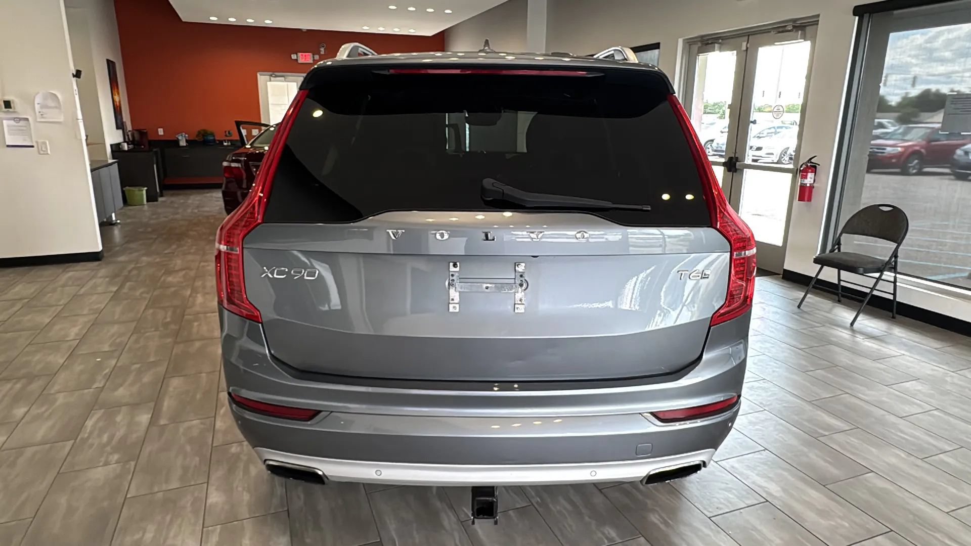 Used 2017 Volvo XC90 T6 Momentum w/ Vision Package AWD/4WD image 11