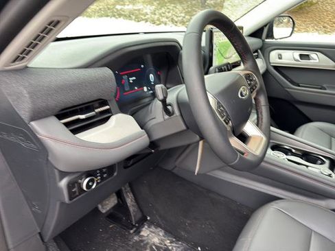 New 2026 Ford Explorer Active w/ Active Comfort Package image 12