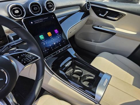 Certified 2025 Mercedes-Benz GLC 300 image 22