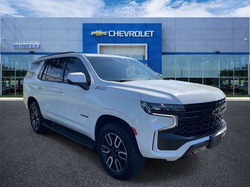 Used 2024 Chevrolet Tahoe Z71 w/ Luxury Package AWD/4WD image 1
