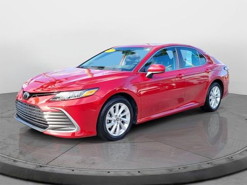 Used 2023 Toyota Camry LE FWD image 3