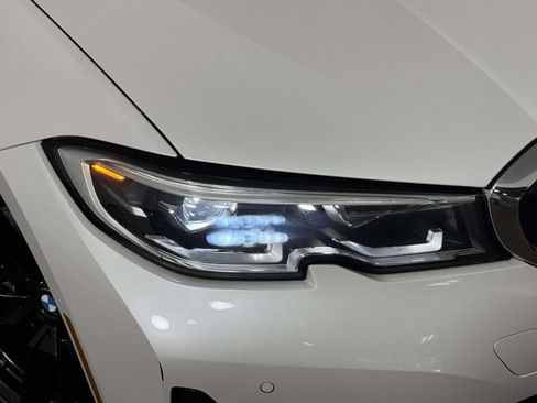 Used 2020 BMW 330i xDrive Sedan w/ Premium Package AWD/4WD image 15