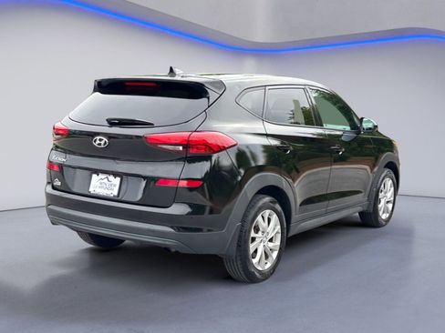 Used 2019 Hyundai Tucson SE w/ Cargo Package FWD image 3