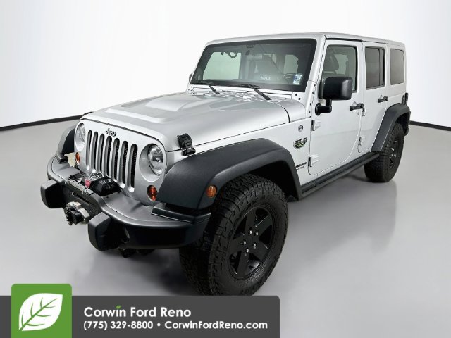 Used 2012 Jeep Wrangler Unlimited Rubicon AWD/4WD image 4