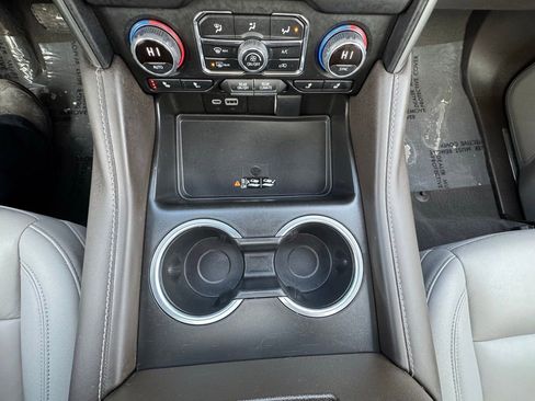 Used 2023 Chevrolet Tahoe Z71 w/ Luxury Package image 23