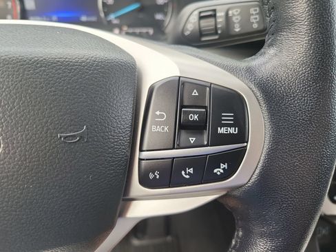 Used 2021 Ford Explorer XLT w/ Equipment Group 202A RWD image 15