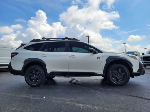 Used 2023 Subaru Outback Wilderness AWD/4WD image 2