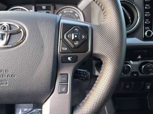 Used 2023 Toyota Tacoma SR5 AWD/4WD image 20