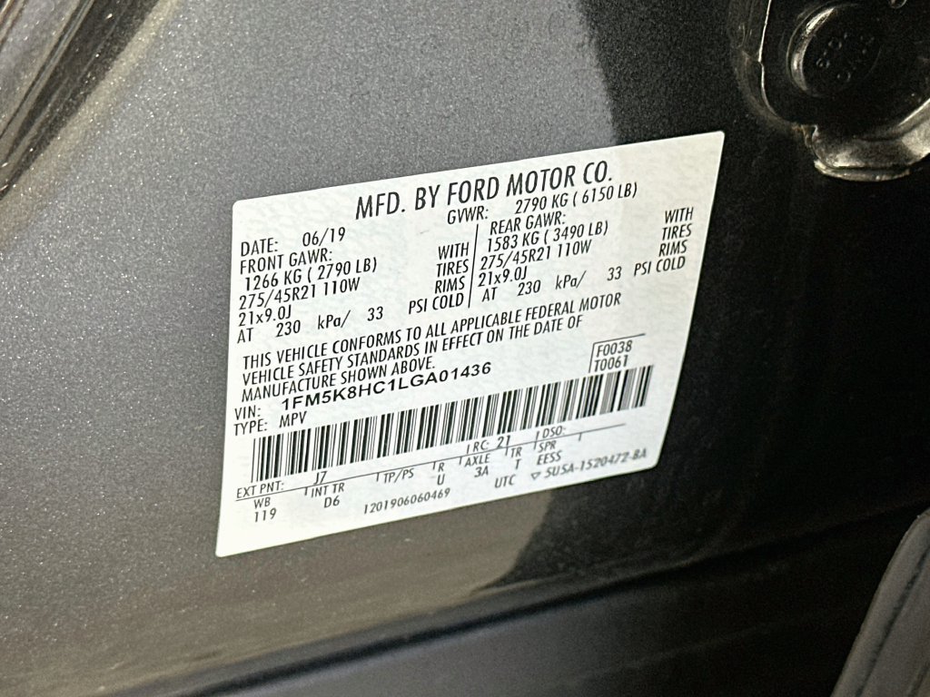 Used 2020 Ford Explorer Platinum w/ Premium Technology Package AWD/4WD image 35