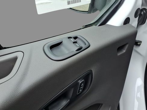 New 2026 Ford Transit 250 148 Medium Roof Extended AWD image 13
