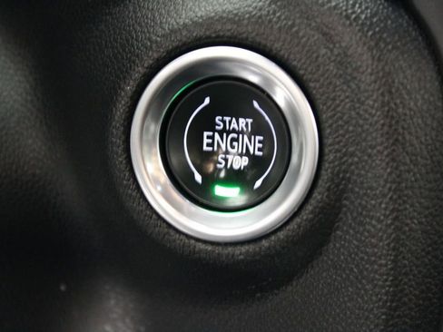 Used 2021 GMC Sierra 1500 AT4 image 28