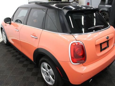 Used 2015 MINI Cooper 4-Door Hardtop image 6
