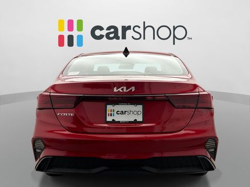 Used 2023 Kia Forte LXS FWD image 4