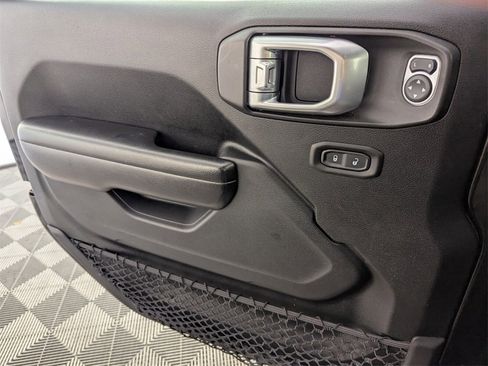 Certified 2020 Jeep Gladiator Rubicon image 27