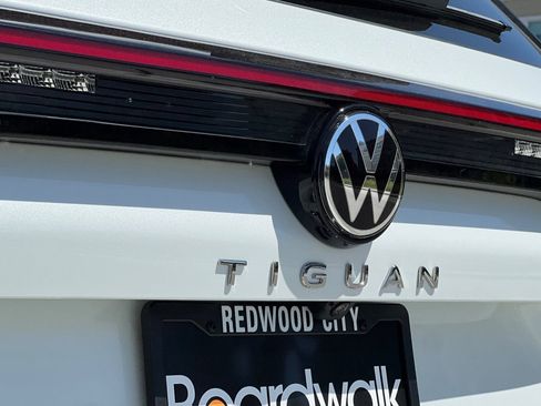 New 2026 Volkswagen Tiguan SEL R-Line AWD/4WD image 27