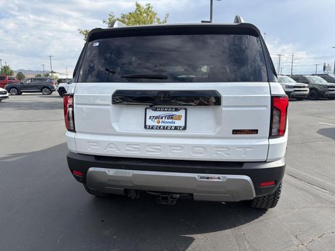 Certified 2026 Honda Passport TrailSport Elite image 5