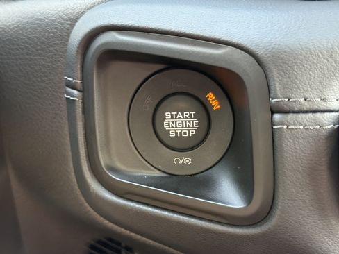 Used 2024 Jeep Wrangler Unlimited Rubicon 392 AWD/4WD image 10
