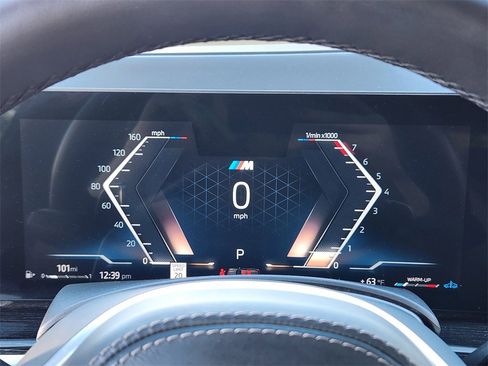 Used 2023 BMW X7 xDrive40i w/ Executive Package image 25