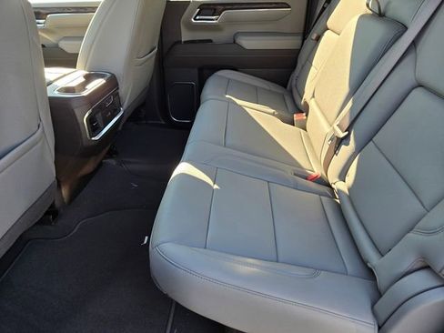 New 2026 GMC Sierra 1500 SLT w/ SLT Premium Package image 7