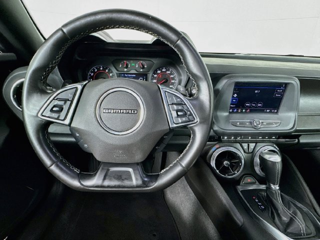 Used 2024 Chevrolet Camaro LT RWD image 10
