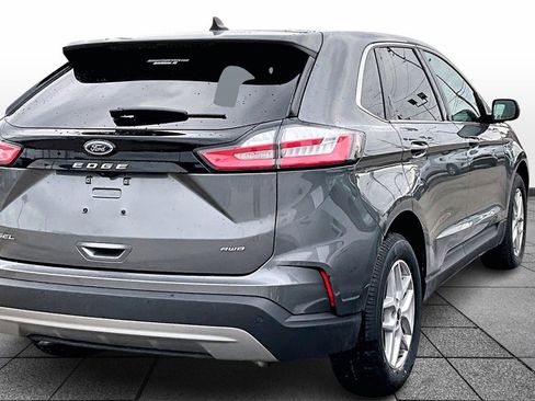 Used 2024 Ford Edge SEL image 11